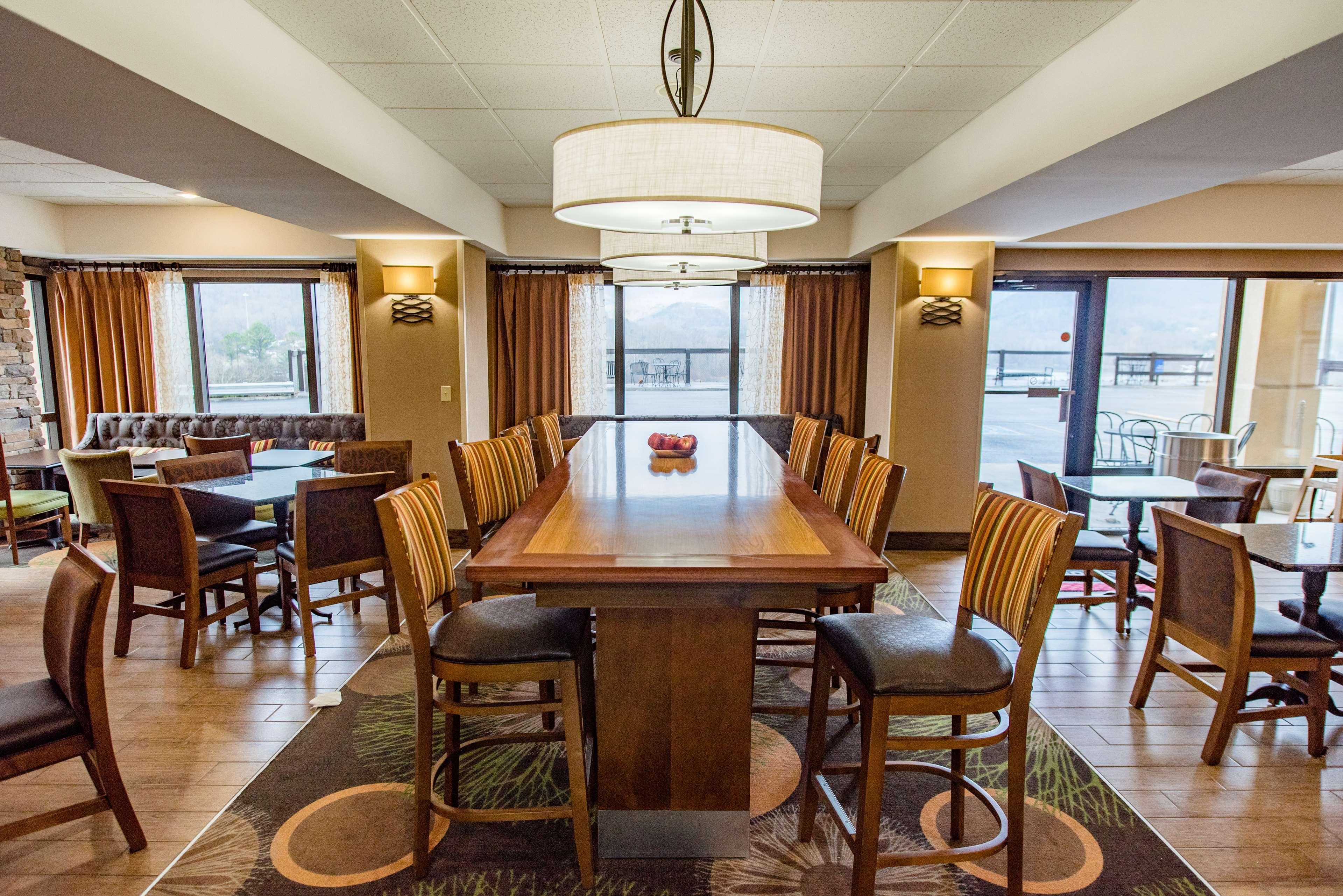 Hampton Inn Caryville-I-75/Cove Lake-State Park Exterior foto