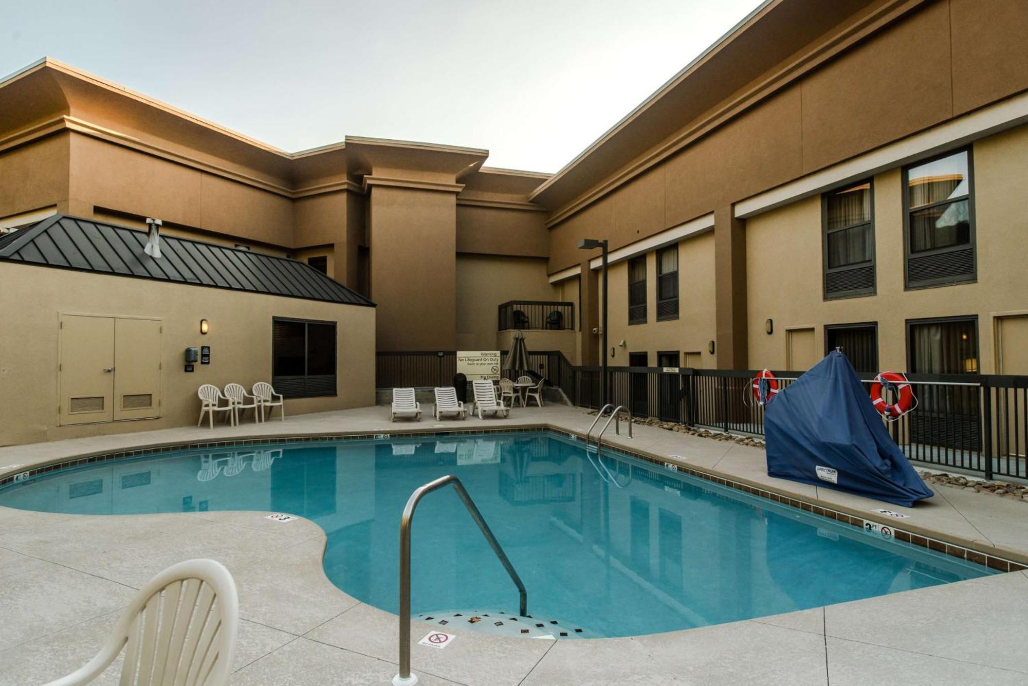 Hampton Inn Caryville-I-75/Cove Lake-State Park Exterior foto