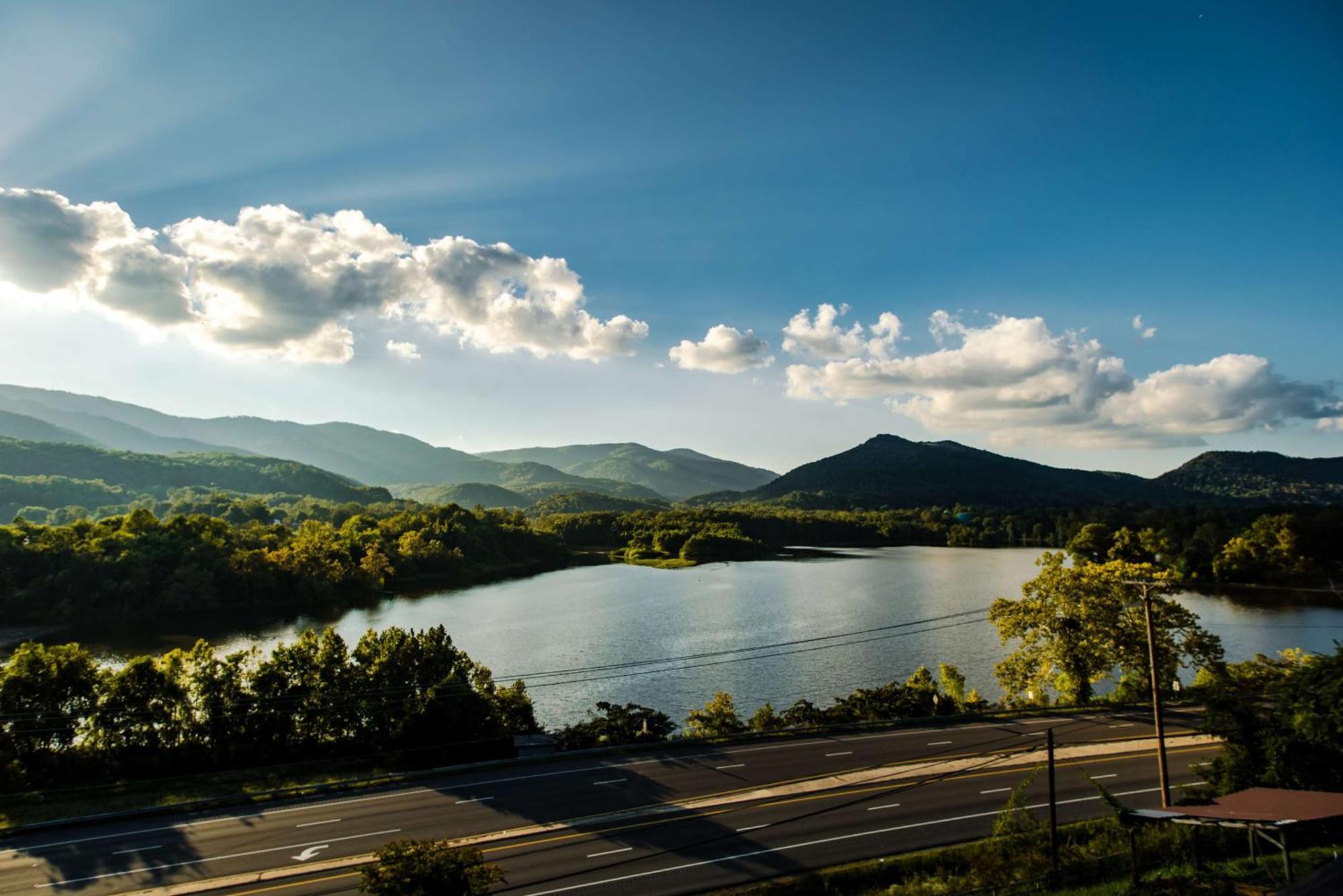 Hampton Inn Caryville-I-75/Cove Lake-State Park Exterior foto