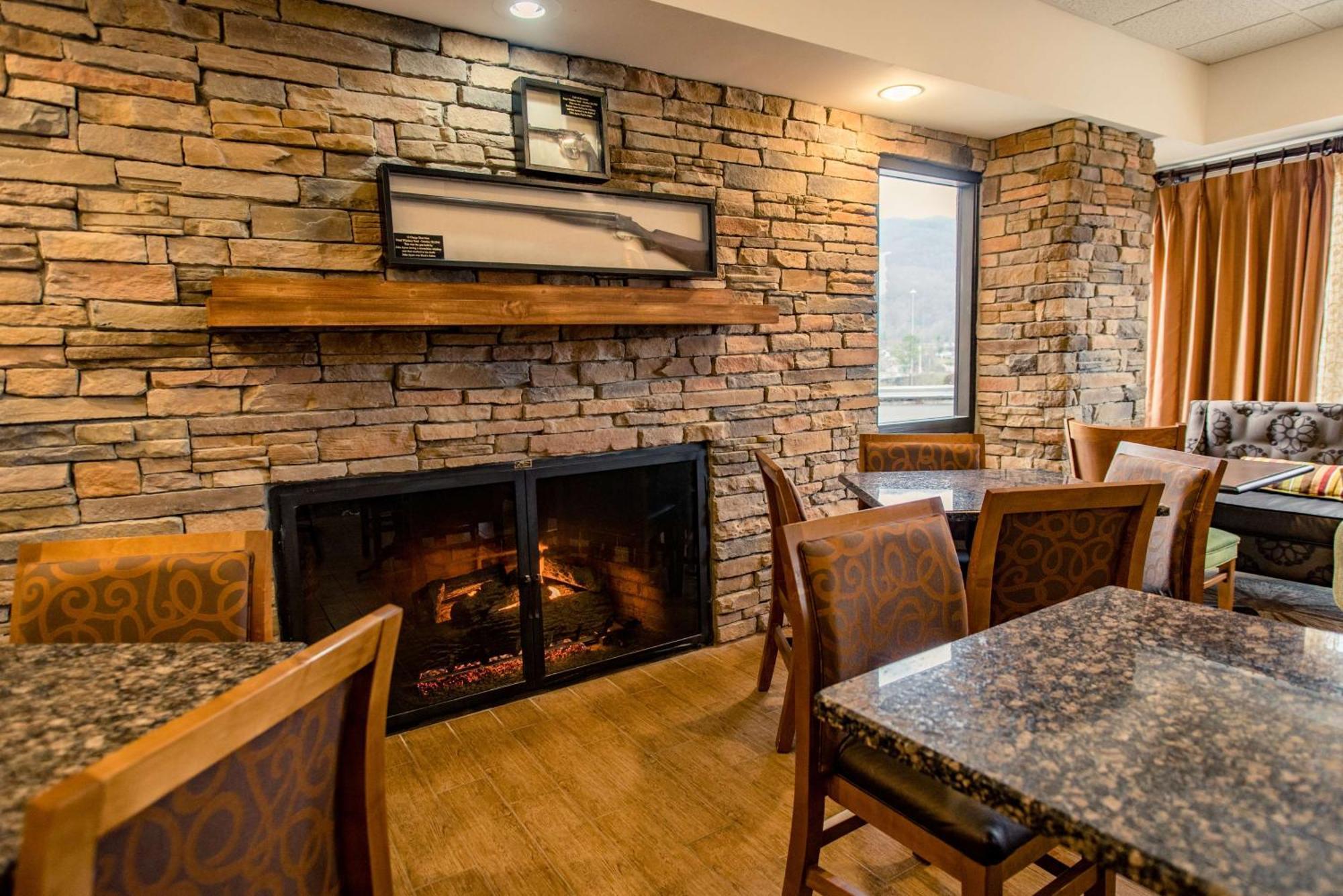 Hampton Inn Caryville-I-75/Cove Lake-State Park Exterior foto
